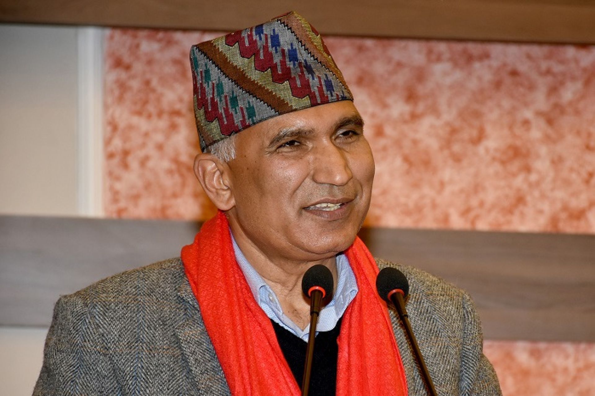 मुलुकको अर्थतन्त्र गम्भीर संकटमा छः पूर्वअर्थमन्त्री पौडेल